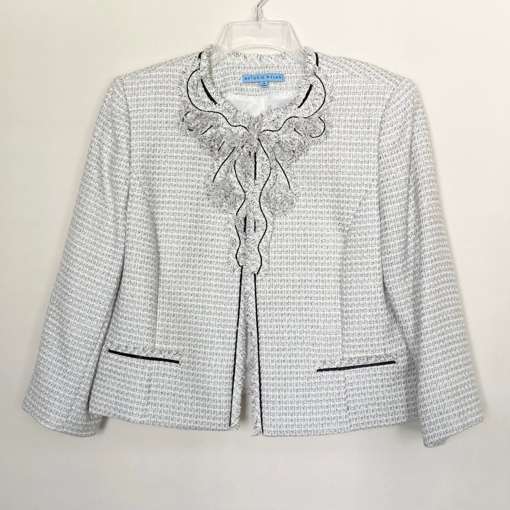 NWOT Antonio Melani White Cropped Jacket 14